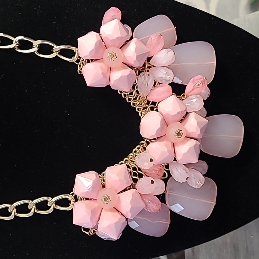 Pink Beaded Flower Necklace